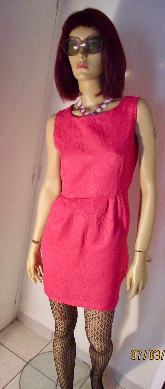 Pink shift dress uk top