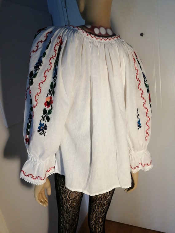 Vintage 70s/80s Folklore, Romanian, Thick cotton,… - image 2