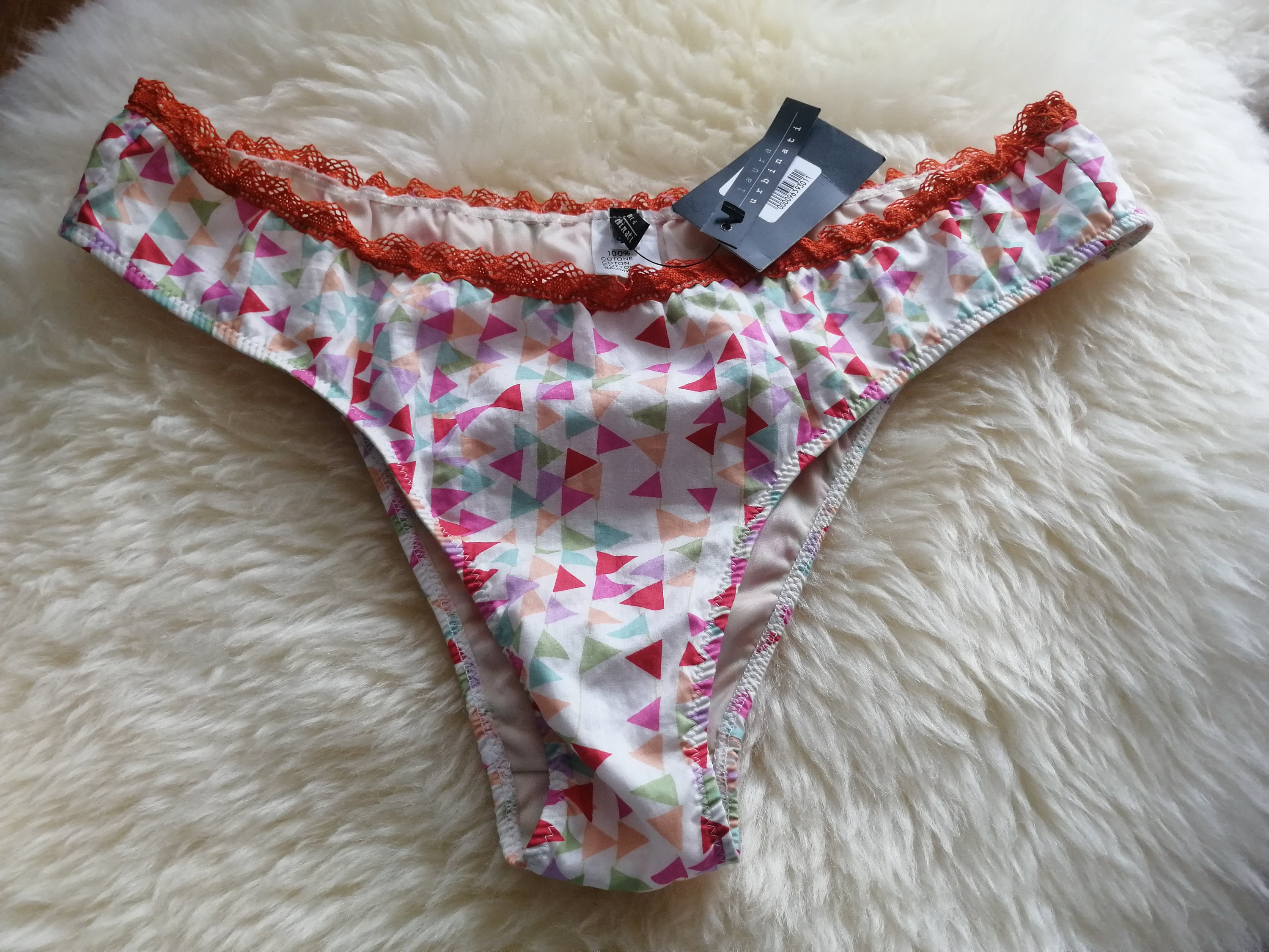 Victoria's Secret PINK Strappy Cheekster Panty Rwanda