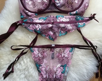 Amazing Original Nylon bra, Tanga very high Legs panties And surpenders Belt See through Embroidered 38D, panties size Ex Large Unused