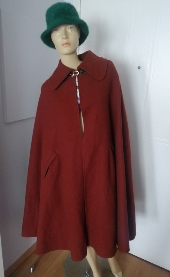 Vintage 1960s /70s Original Real Wool Dark Rust Ex Long Cape Size