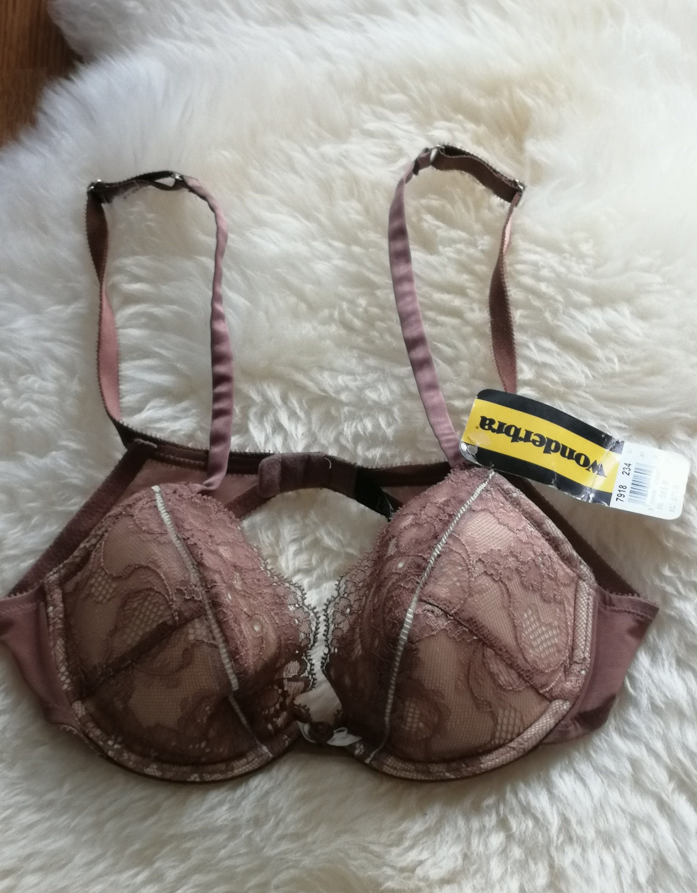 1990s Unused Cream Lace Wonderbra Still With the Original Tags Mint  Condition Size UK 32B, Fr 85B, Eu 70B Push Up -  Australia