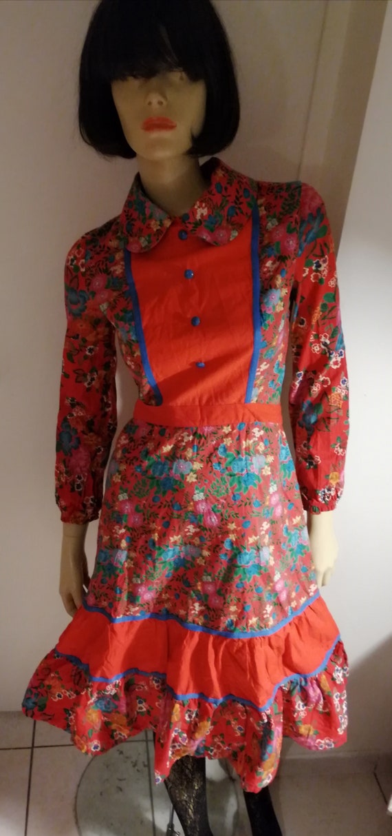 Vintage 1970s Bohemian, Hippie, Boho, Gipsy red Fl
