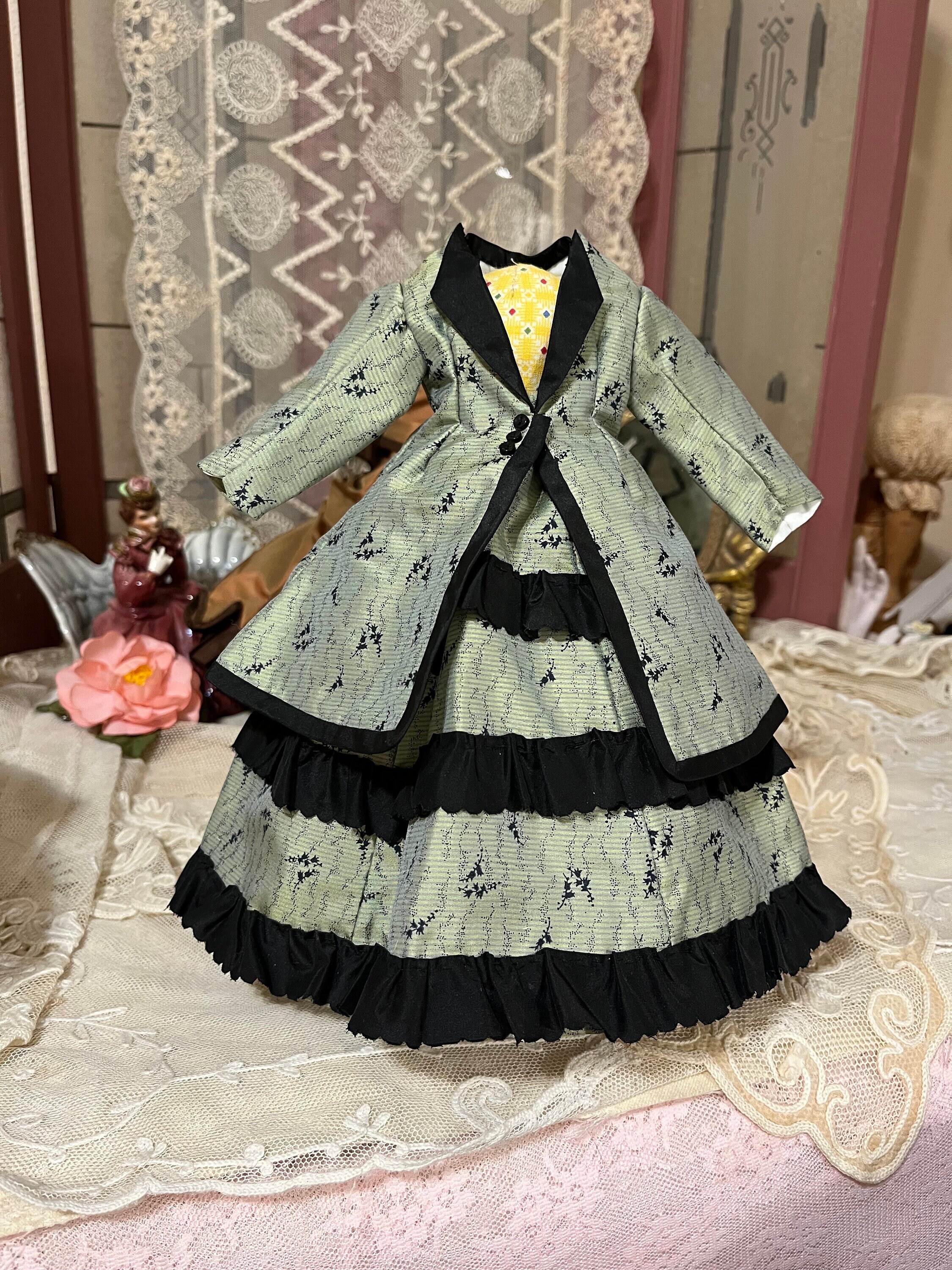 Antique doll dress - Etsy 日本 Antique doll dress - Etsy 日本