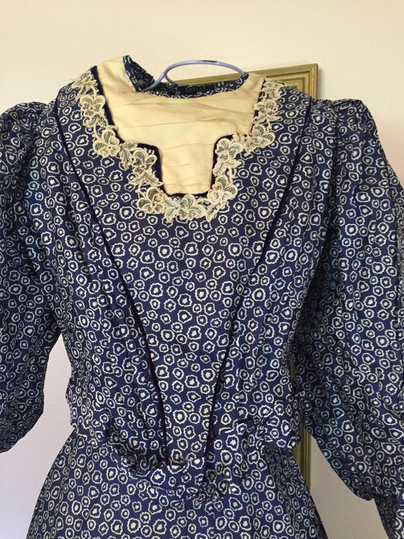 Exceptional Antique Silk Lady's Dress-Marvelous Co