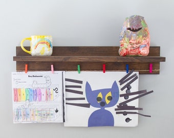 Mensola espositiva per opere d'arte per bambini fatta a mano, guarda cosa ho fatto, include clip e spago