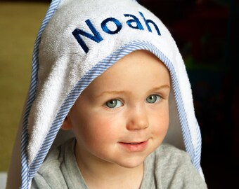 monogrammed hooded baby towel