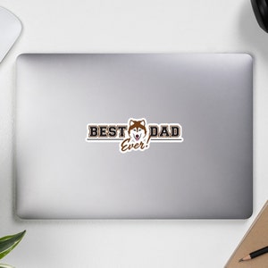 Beste Husky Dad ooit! Bubbel gratis sticker. Vaderdag hond vader Cadeau. 3 stickerformaten. Siberische Husky, Rood/Wit, Blauwe Ogen 3 stickerformaten.
