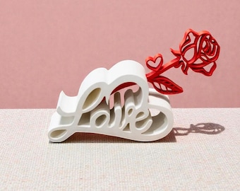Valentine’s Day Heart Stand Gift for Her – 3D Printed Love Decor with Rose, Romantic Mother’s Day Gift