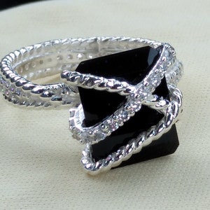 Cable wrap ring with online black onyx and diamonds