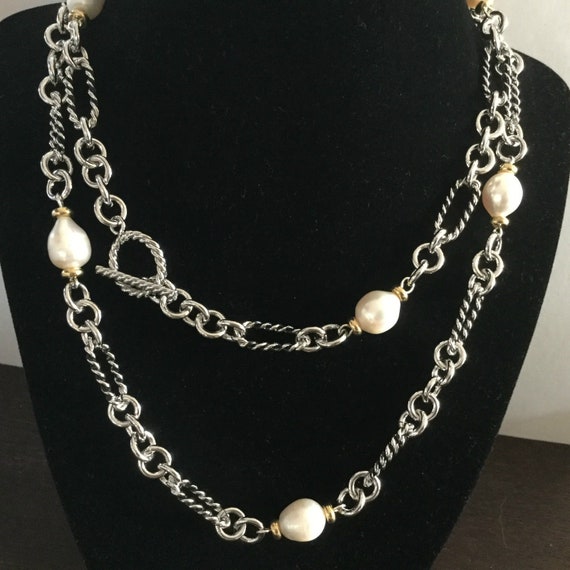 Sterling silver necklace with freshwater pearls and faux pearls in