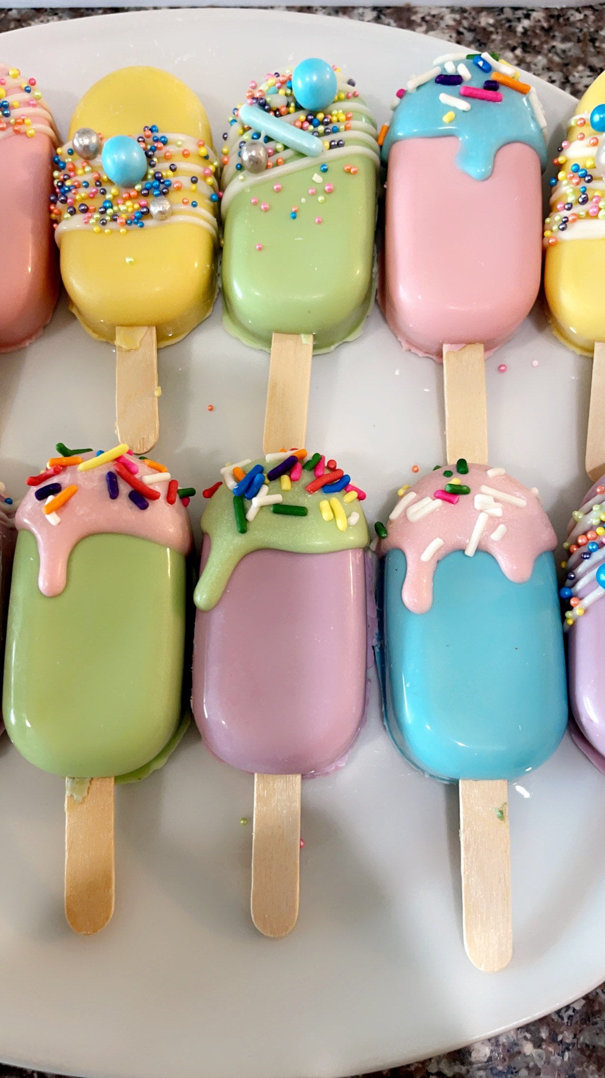 Cakesicles (Easy Cake Popsicles!) - This Vivacious Life