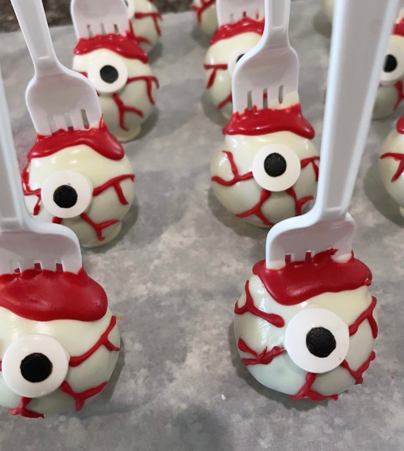 Halloween Eyeball Cakepops image 1