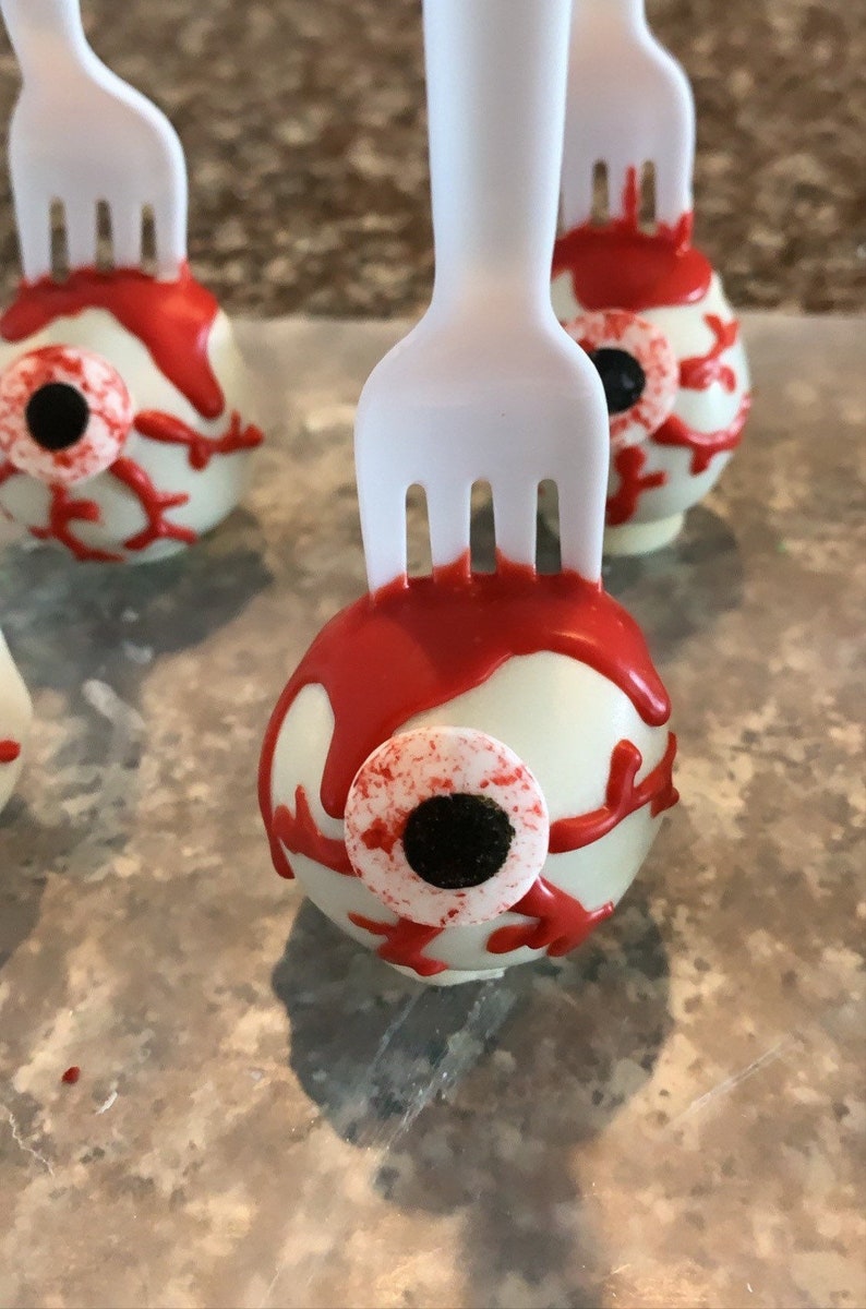 Halloween Eyeball Cakepops image 8