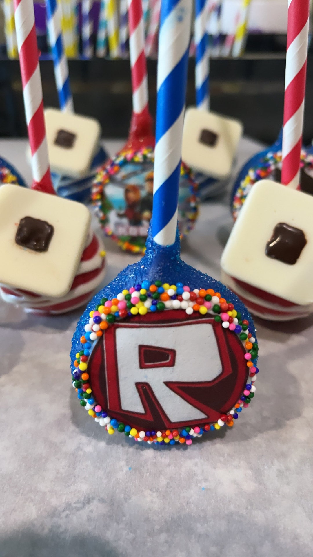 27 Best Roblox Cake Ideas for Boys & Girls (These Are Pretty Cool