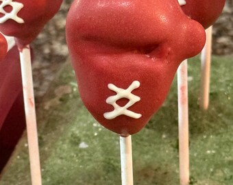 Boxing gloves cakepops
