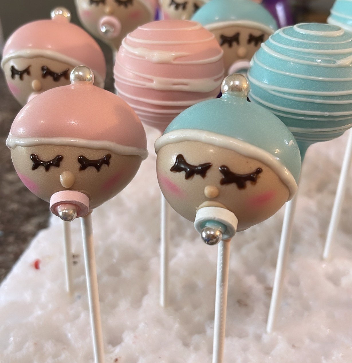 How to Make Gender Reveal Cake Pops For a Baby Shower - Restless