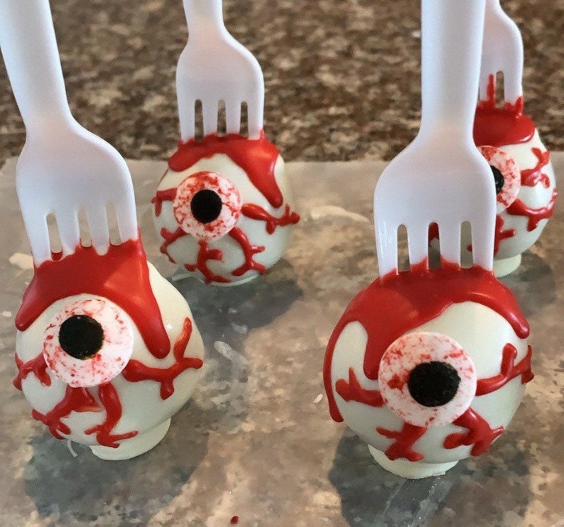 Halloween Eyeball Cakepops image 4