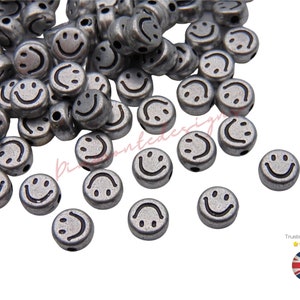 50 piezas 7 mm acrílico plata coloreado Smiley Face Spacer Beads Craft Beading F356