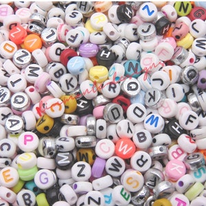 Cuentas redondas con forma de moneda y letras de 7 mm con colores variados para manualidades de bisutería para niños