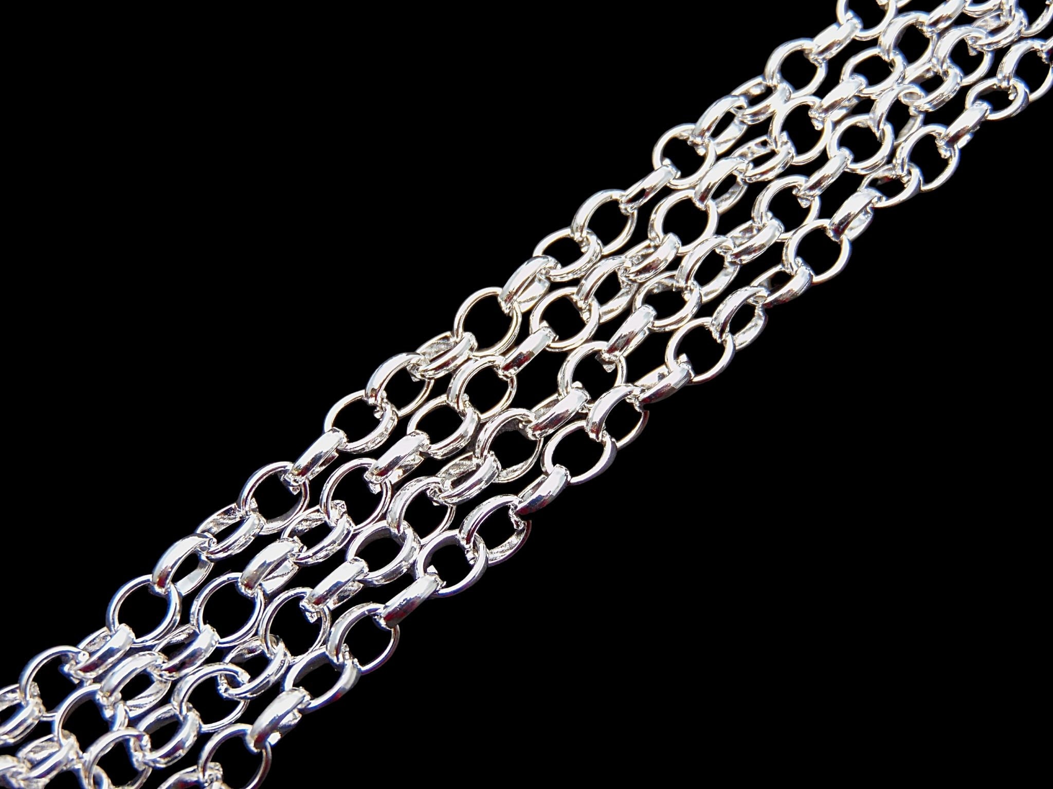 4 Metre's Silver Plated Dainty Chain 5mm x 3mm Links Craft Beads Jewellery N177 4 Metre's Silver Plated Dainty Chain 5mm x 3mm Links Craft Beads Jewellery N177