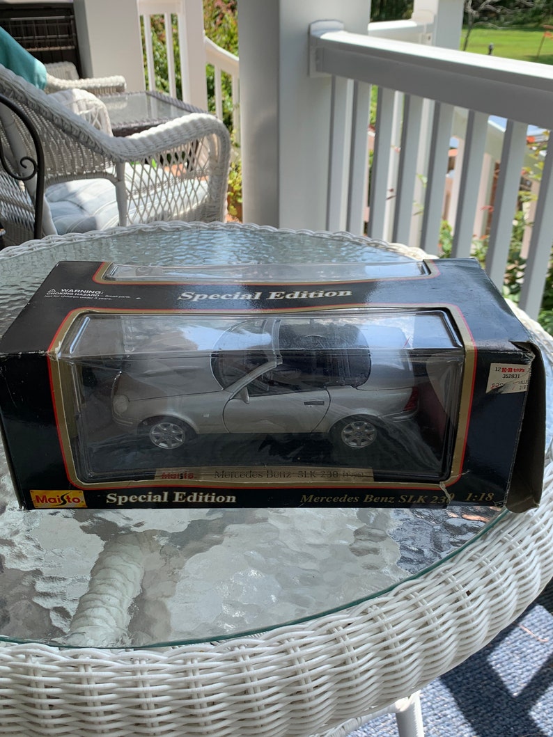 Maisto Special Edition Mercedes Benz SLK 230 1996