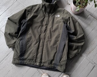 Giacca vintage The North Face Hyvent Gorpcore con cappuccio Shell verde militare taglia M