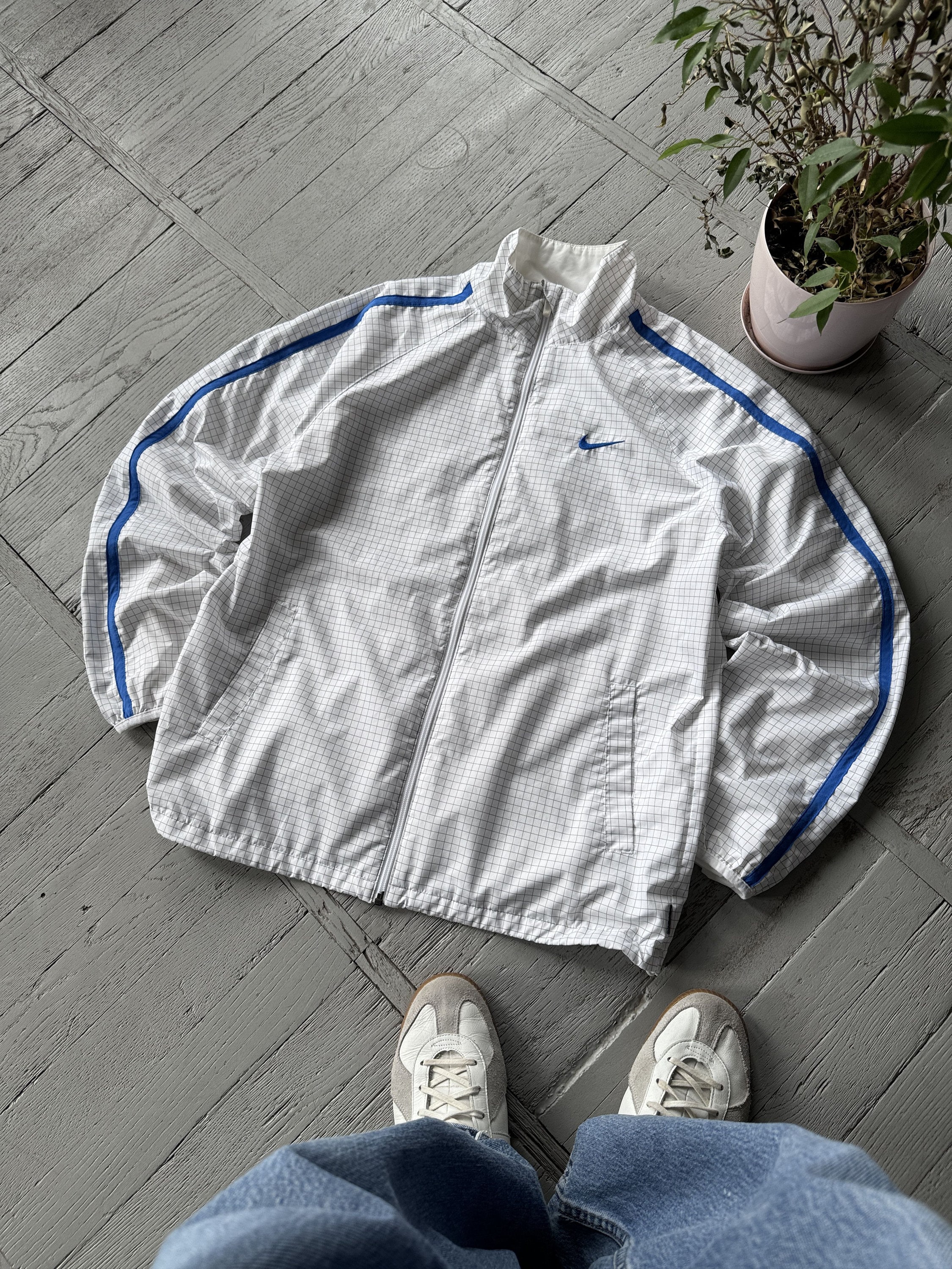 Vintage Nike Full Zip Track Jacket Like TN White Blue Vintage Nike Full Zip Track Jacket Like TN White Blue