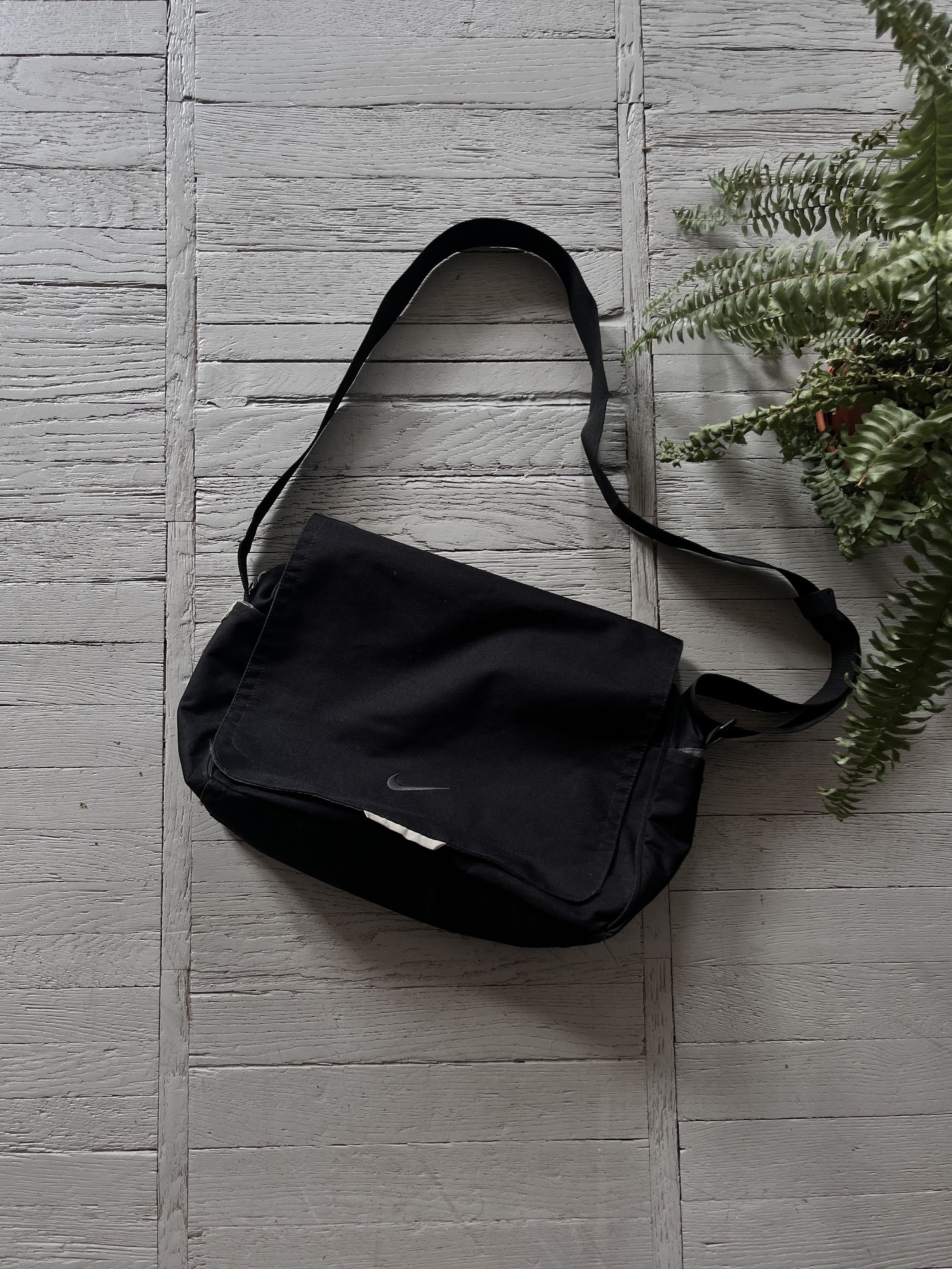 Nike crossbody bag - Etsy.de 