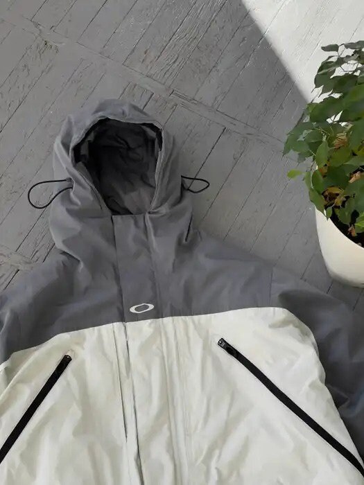 19000円価格でベストの 新商品販売 00s OAKLEY TECHNICAL SOFTWARE