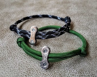 Pulsera ciclista simplista / Eslabón de cadena reciclado y pulsera de bicicleta Paracord / Varios colores