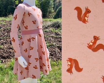 Drehkleid Kleid mit Tellerrock Langarm, Eichhörnchen, Sterne, Blumen, Pferde
