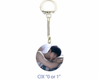 Porte-clés membre CIX « 0 ou 1 »