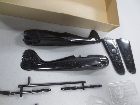 Rare 1956 AURORA 1:48 30A-69 Famous Fighters Ww2 German FOCKE-WULF 190 Model w Box