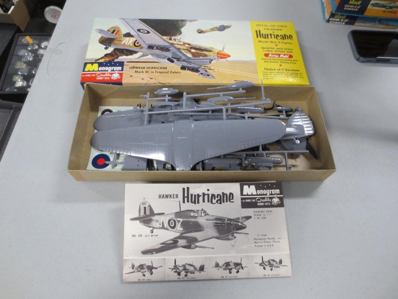 1964 1/48 WWII Royal Air Force Hawker Hurricane Fighter Model W/ Box ...