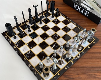 Återvunnet schackset med motordel: Handgjort modernt designat