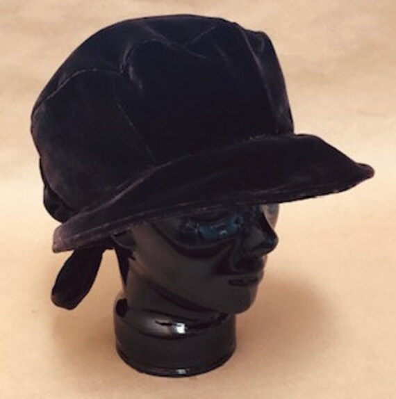 Liz Claiborne Chocolate Brown Velvet-Look Hat and… - image 4