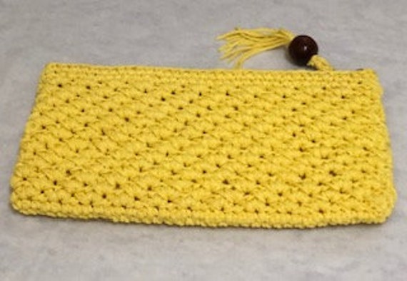 Vintage Handbags | 1960s | Crochet Clutch | Yello… - image 8