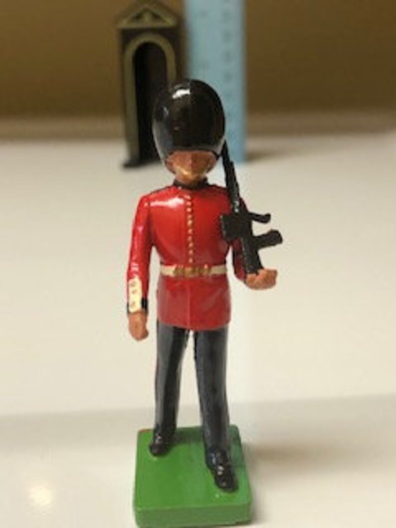 britains toy soldiers hamleys
