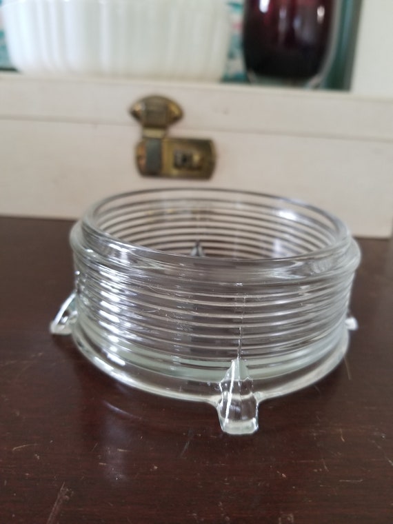 Vintage Art Deco Period Vanity Powder Box Jar Glas