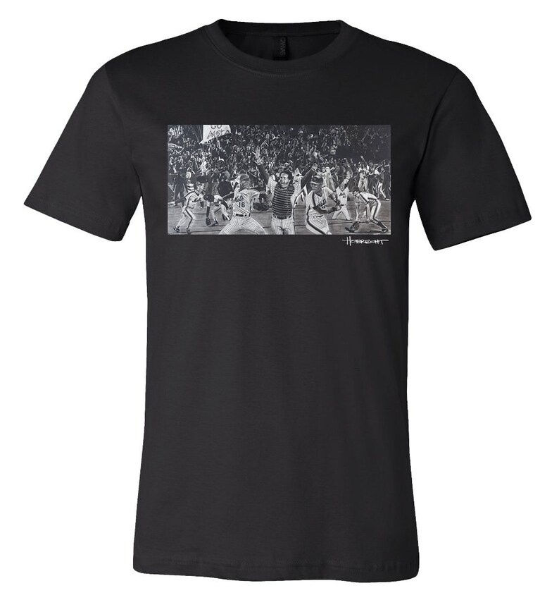 Amazing Mets Black T-Shirt with Art by Topps Artist Dave Hobrecht 86 Mets