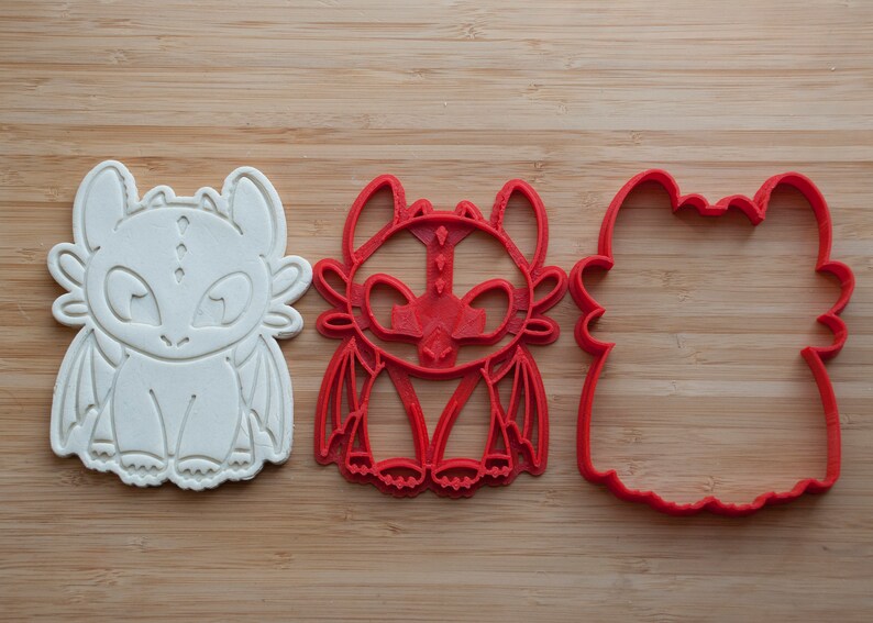 How to Train your Dragon cookie cutter. Toothless cookie