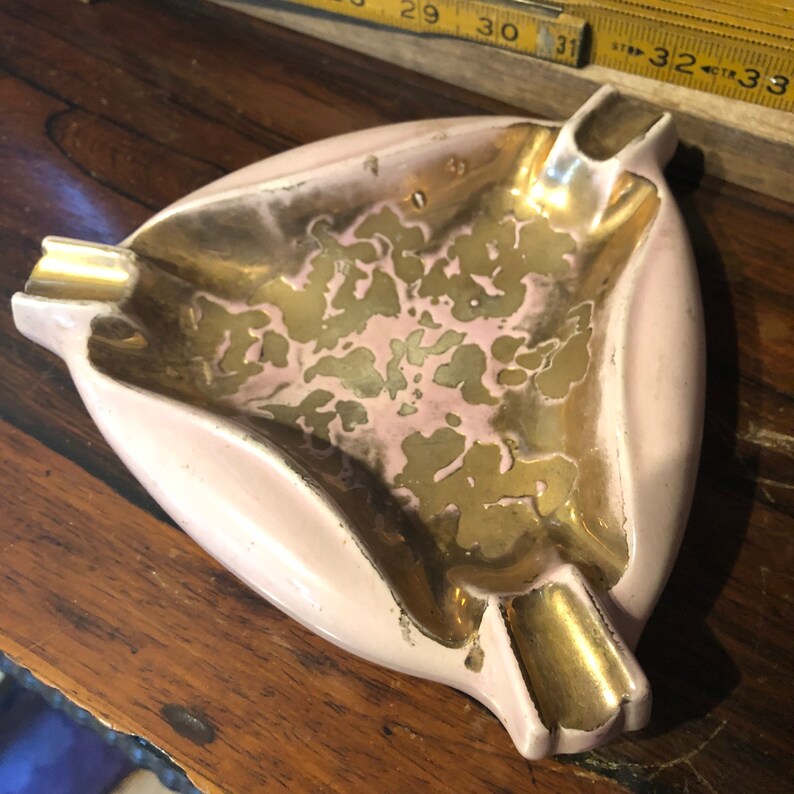 Vintage pink and gold ashtray!