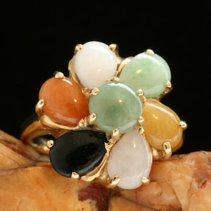 Vintage Gold Jade Ring, 10k Gold Ring, Multicolored Jadeite Jade Ring, Vintage Gold Jade Jewelry, Jade Flower Cocktail Ring