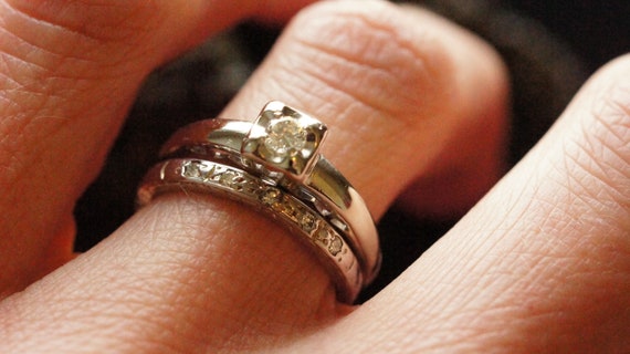 Vintage Gold Diamond Ring, 14k White Gold Ring, S… - image 5