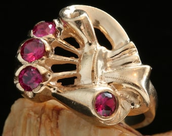 Vintage 1950s 10k Gold Retro Ruby Statement Ring