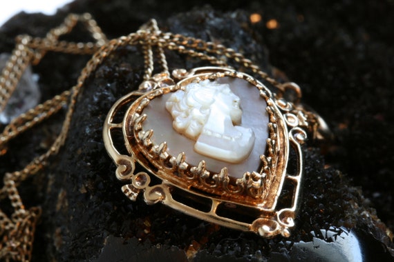 Gold Victorian Cameo Necklace, 14k Gold Mother of… - image 6