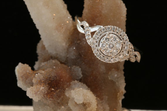 Vintage Gold Diamond Ring, Diamond Engagement Rin… - image 9