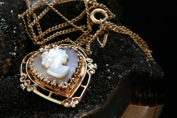 Gold Victorian Cameo Necklace, 14k Gold Mother of… - image 9