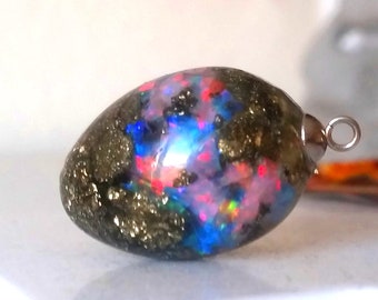 Rainbow synth Opal Chain pendant Round